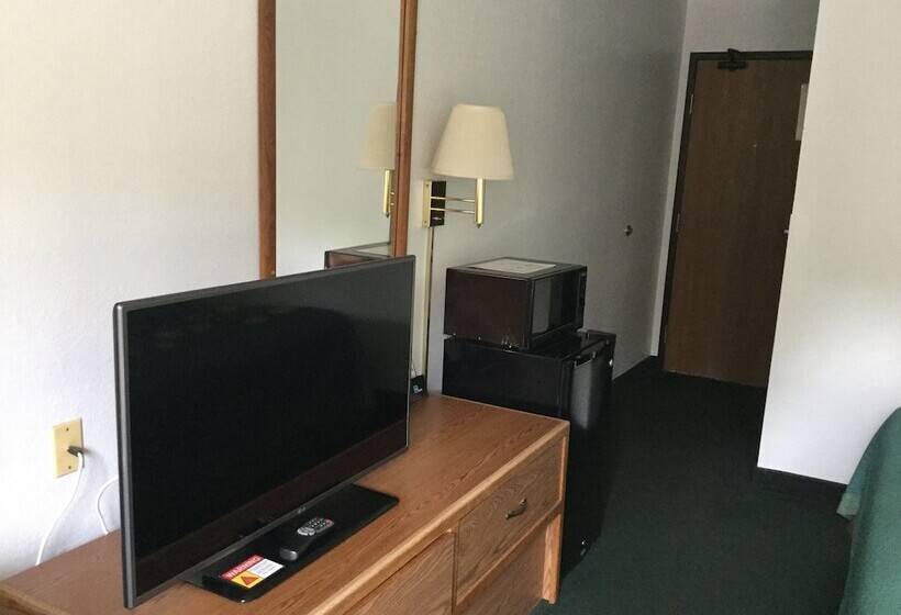 Standard Szoba 2 Franciaággyal, Super 8 By Wyndham New Stanton