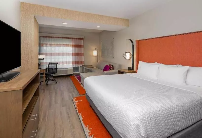 キングサイズベッドのデラックスルーム, La Quinta Inn & Suites By Wyndham Perry