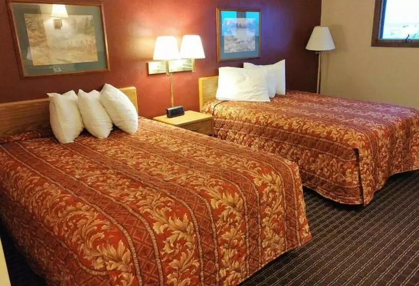 ２ダブルベッドのスタンダードルーム, Red Carpet Inn  Windom