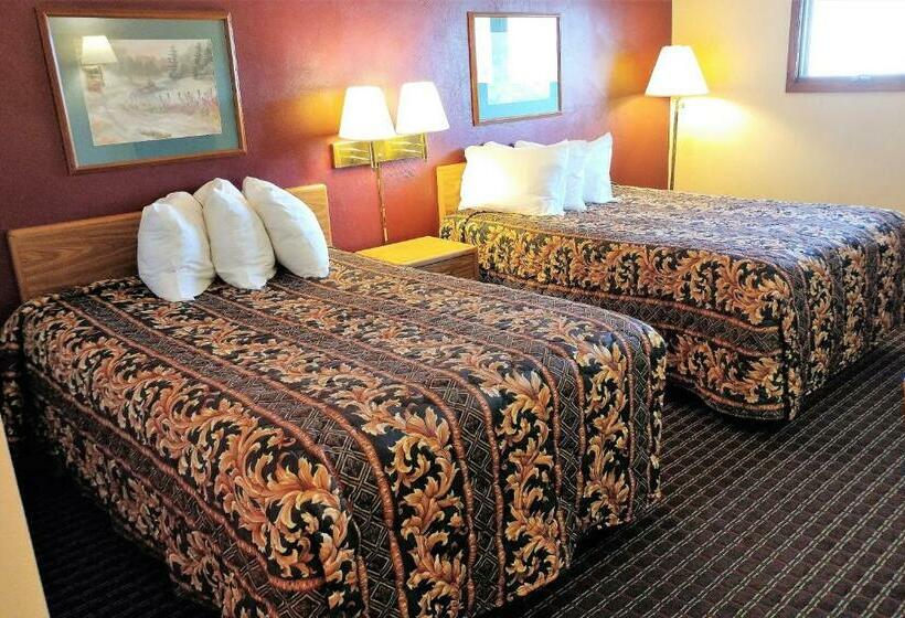 Номер Стандарт 2 Двуспальные Кровати, Red Carpet Inn  Windom