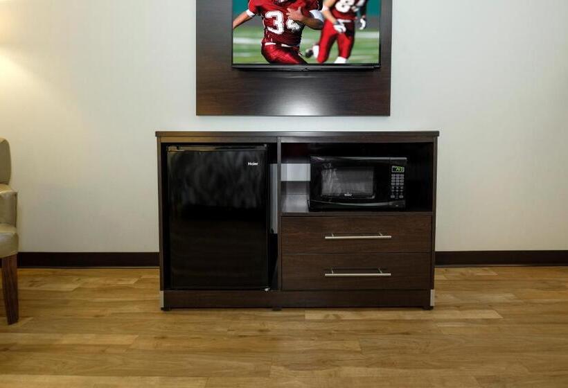 キングサイズベッドのスーペリアルーム, Red Roof Inn Vermillion  U Of South Dakota