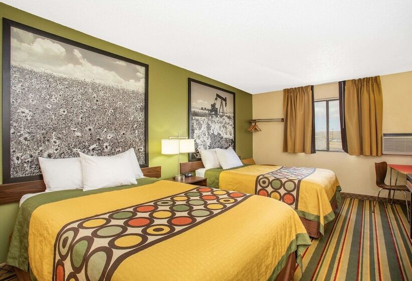 غرفه قياسيه سريرين مزدوجين, Super 8 By Wyndham Craig