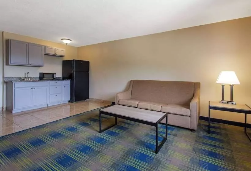 Sviitti King-vuode, Super 8 By Wyndham Cromwell/middletown