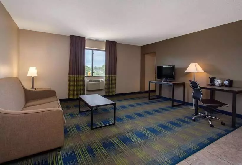 Sviitti King-vuode, Super 8 By Wyndham Cromwell/middletown