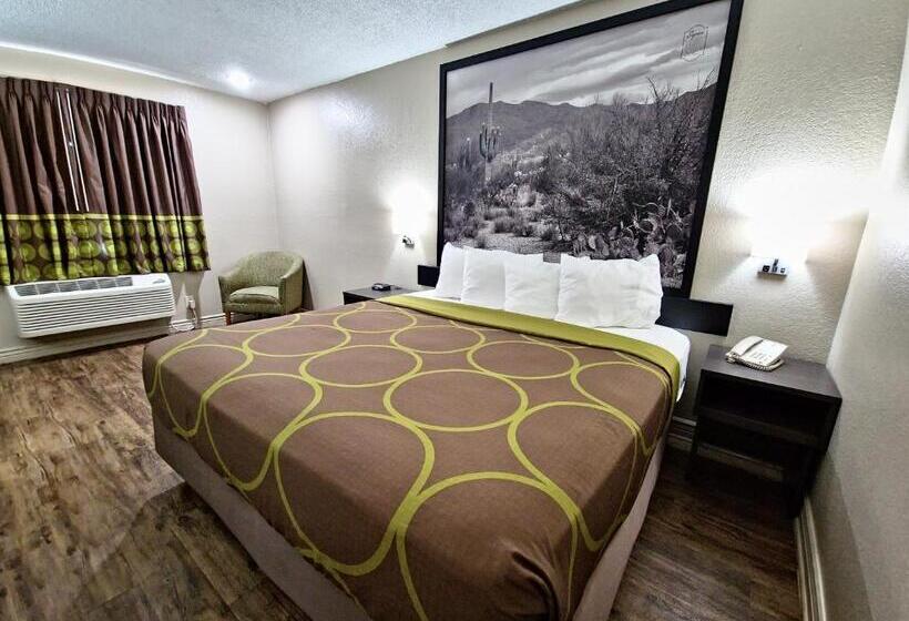 غرفة قياسية سرير كينج لذوى الإحتياجات الخاصة, Super 8 By Wyndham Goodyear/phoenix Area