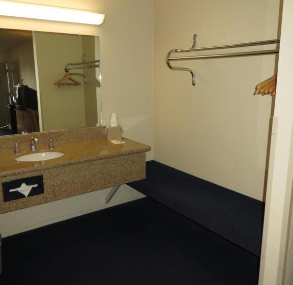 标准间, Super 8 By Wyndham Susanville