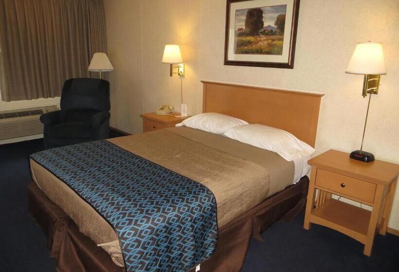 适合残疾人使用的标准间, Super 8 By Wyndham Susanville