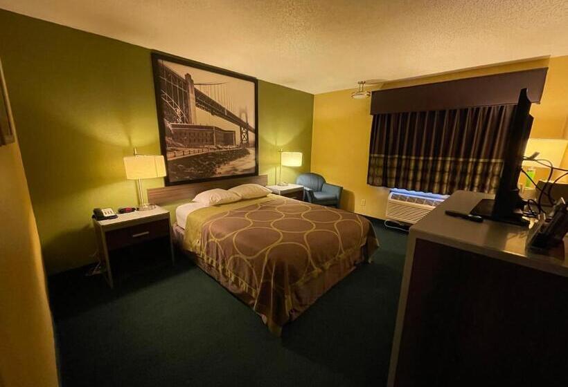 غرفة قياسية لذوى الاحتياجات الخاصة, Super 8 By Wyndham Van Buren/ft. Smith Area