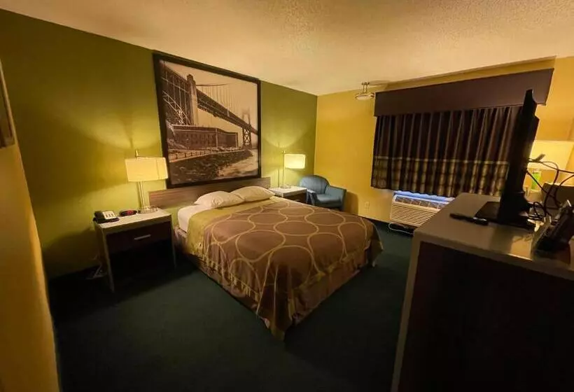 身障者適用スタンダードルーム, Super 8 By Wyndham Van Buren/ft. Smith Area
