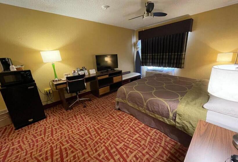 غرفة قياسية سرير كينج, Super 8 By Wyndham Van Buren/ft. Smith Area