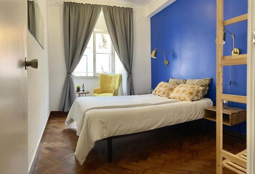 اتاق استاندارد با سرویس بهداشتی مشترک, Draft Hostel & Rooms