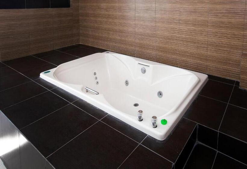 חדר דלוקס, Euro Confort,pachuca