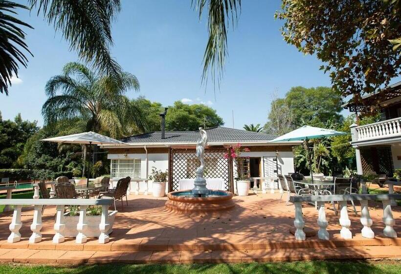 标准间, Golden Candle Guest House