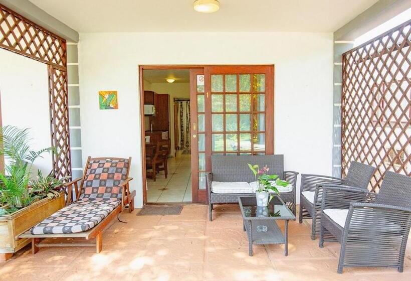 디럭스 룸, Golden Candle Guest House