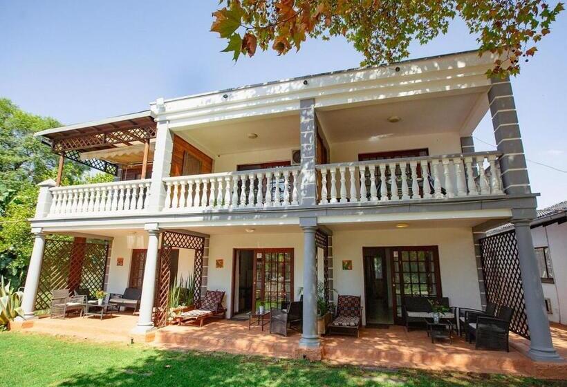 디럭스 룸, Golden Candle Guest House