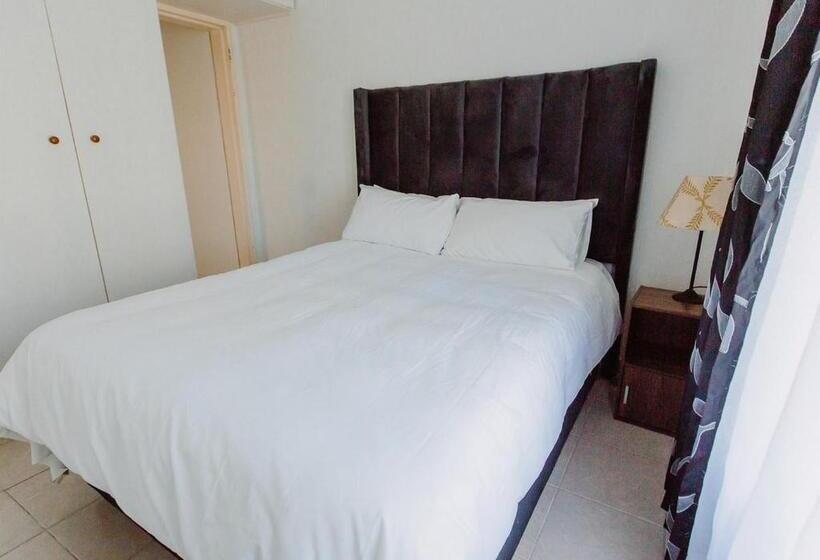 带1个卧室带花园景观的公寓, Golden Candle Guest House