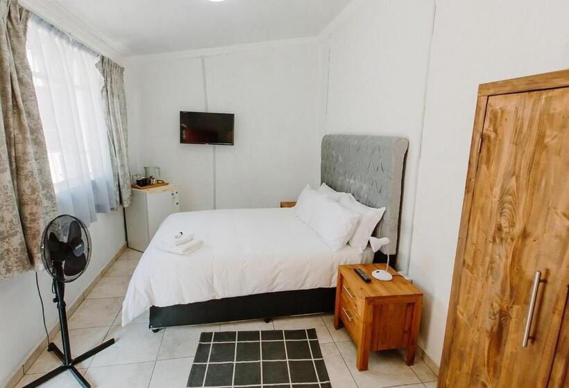 이코노미 룸, Golden Candle Guest House