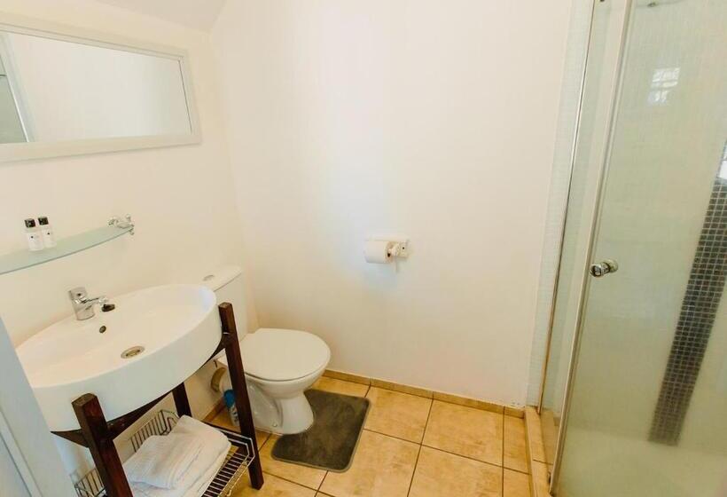 이코노미 룸, Golden Candle Guest House