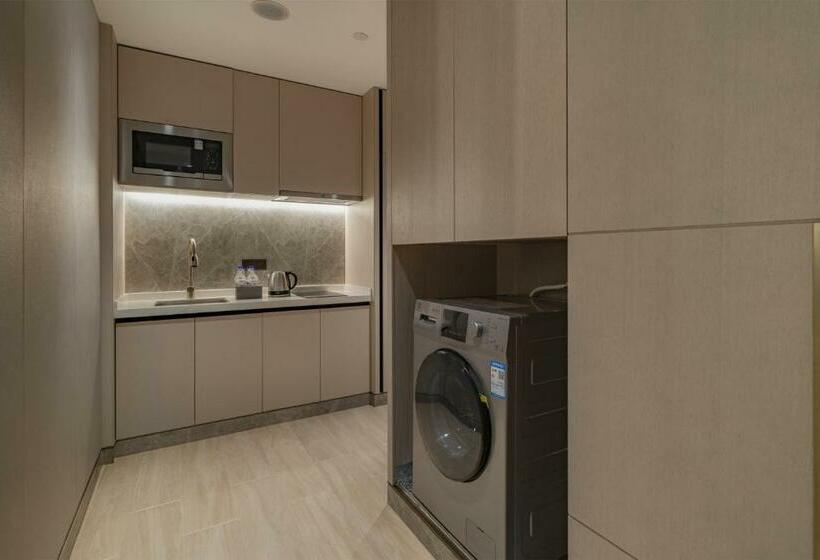 Standard Studio King Bed, Doubletree By Hilton Shenzhen Nanshan Hotel & Residences