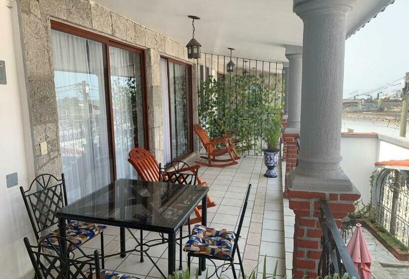 סוויטה עם טרסה, Boutique Tekali Inn