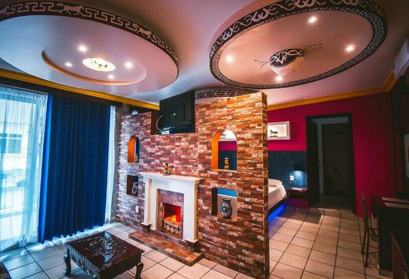 סוויטה עם טרסה, Boutique Tekali Inn