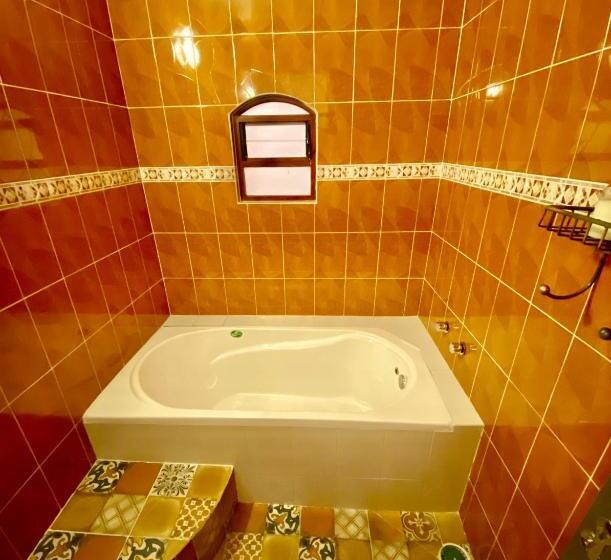 סוויטה דלוקס, Boutique Tekali Inn