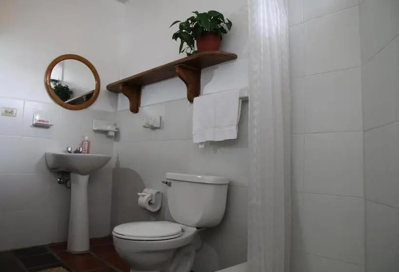 سوییت لوکس, La Posada Del Quinde