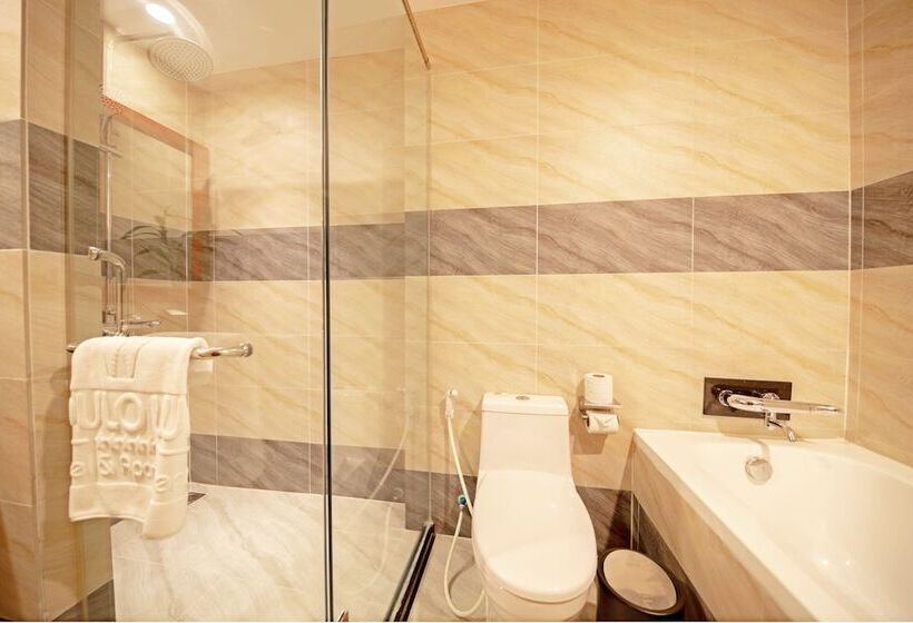 סוויטה אקזקיוטיב, Poulo Wai Hotel & Apartment