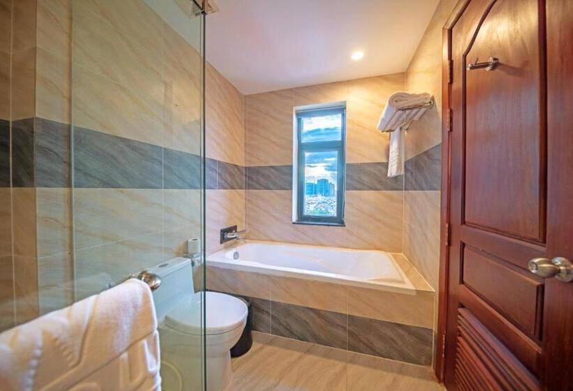 סוויטת אקזקיוטיב, עם מיטת קינג, Poulo Wai Hotel & Apartment