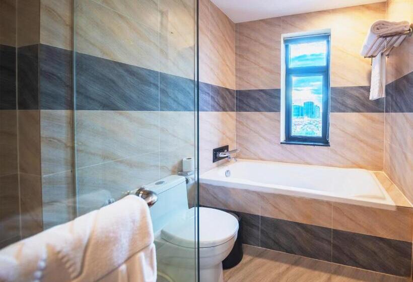 패밀리 스위트, Poulo Wai Hotel & Apartment
