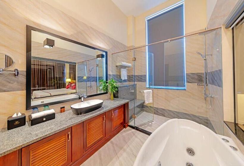 סוויטה נשיאותית, Poulo Wai Hotel & Apartment