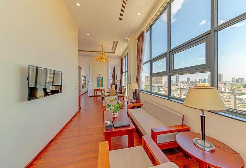 סוויטה נשיאותית, Poulo Wai Hotel & Apartment