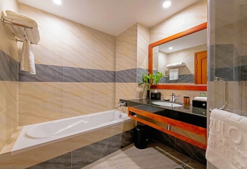 Номер Стандарт Трехместный, Poulo Wai Hotel & Apartment
