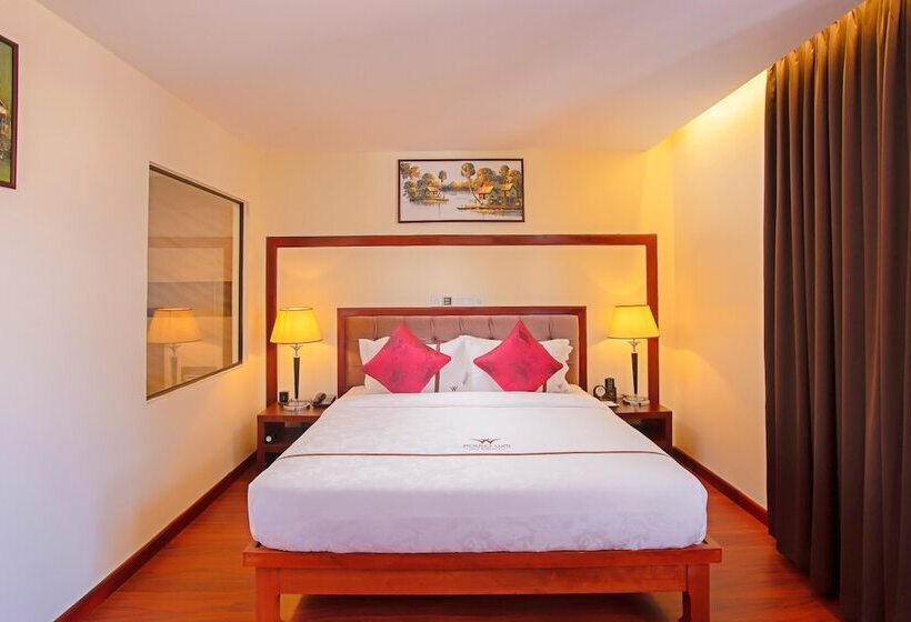 סטודיו אקזקיוטיב, Poulo Wai Hotel & Apartment