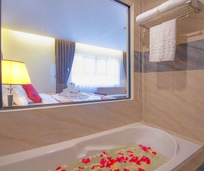 סטודיו אקזקיוטיב, Poulo Wai Hotel & Apartment