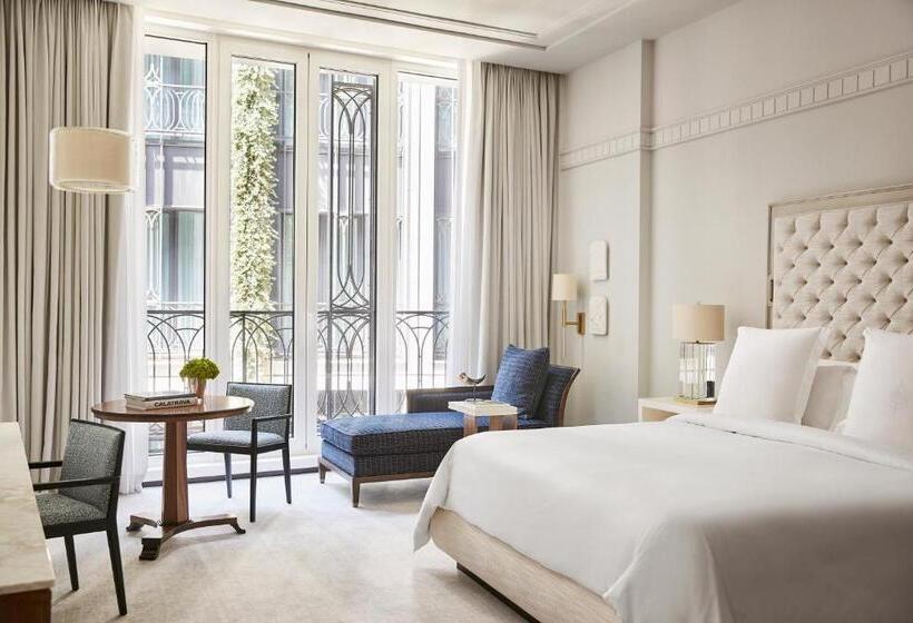 Superior Interior Room, Four Seasons Hotel Madrid