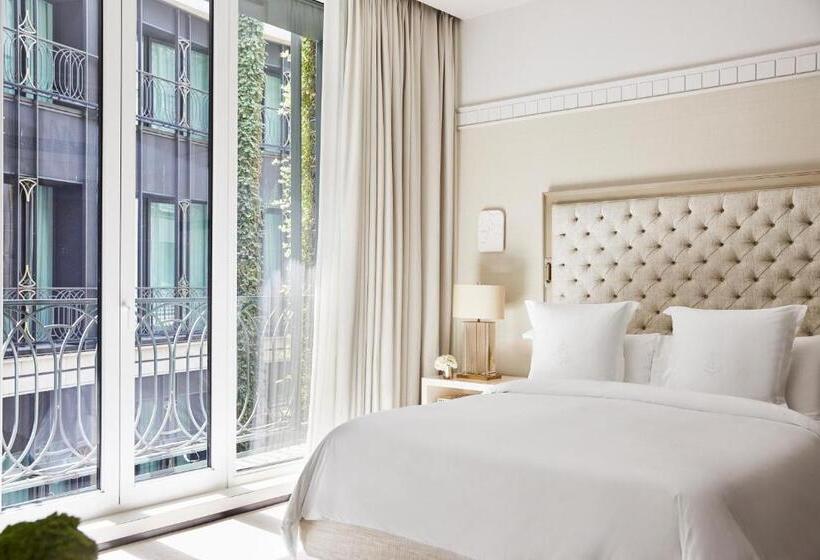 Superior Interior Room, Four Seasons Hotel Madrid