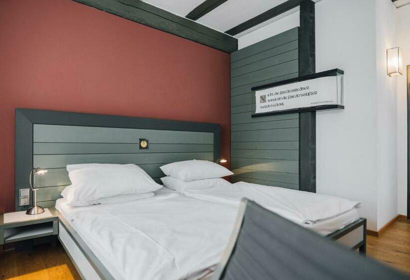 Номер Стандарт, Kloster Eberbach