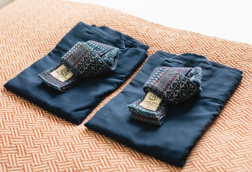 חדר סטנדרט עם מרפסת, Nagi Kurashiki Hotel&lounge