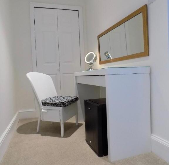 スーペリアールーム, Surf Haven