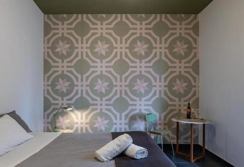 اتاق لوکس با چشم‌انداز باغ, Welchome   Guest Accomodation