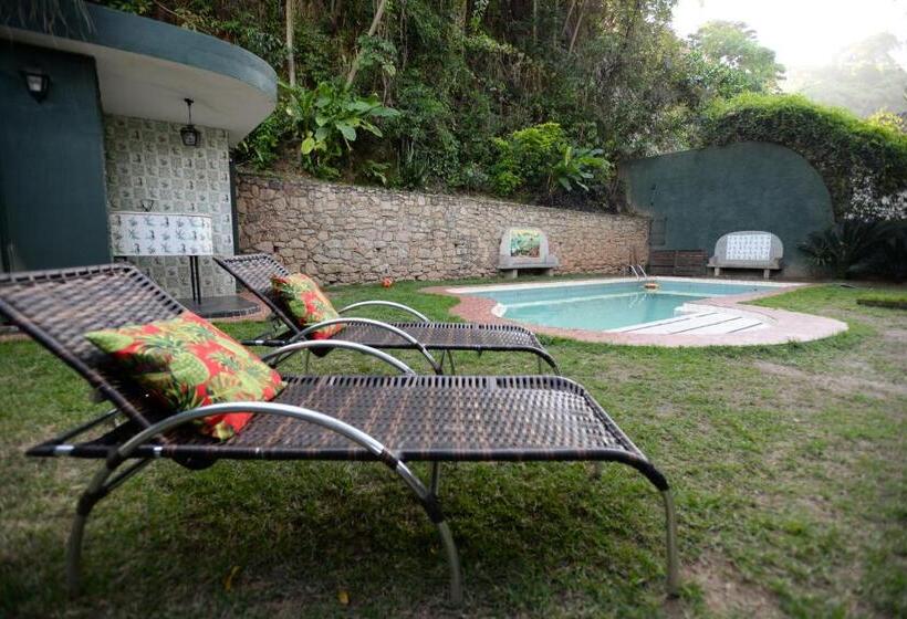 اتاق استاندارد سه نفره, Rio Boutique Suites