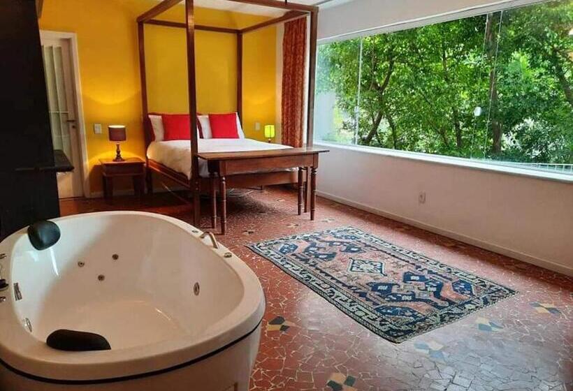 سوییت لوکس, Rio Boutique Suites