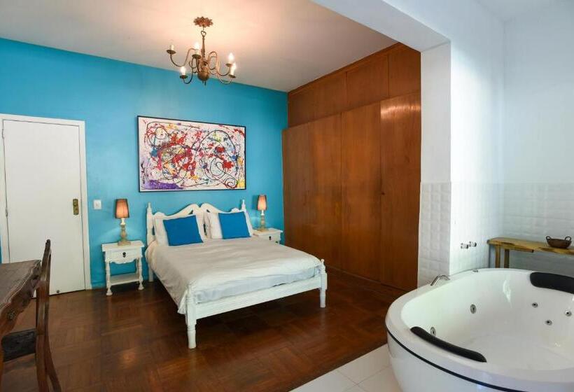 اتاق استاندارد سه نفره, Rio Boutique Suites