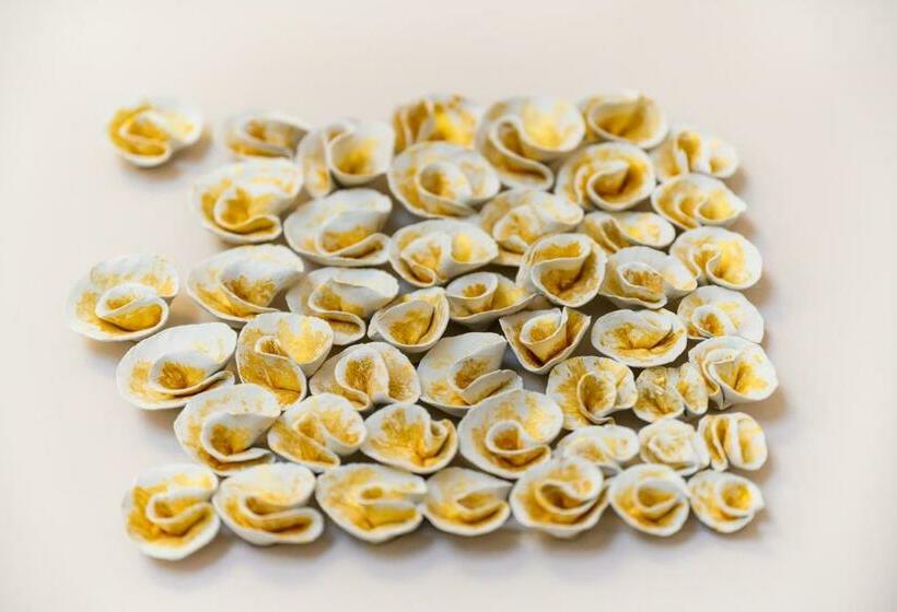 חדר דלוקס, Emerald Suites