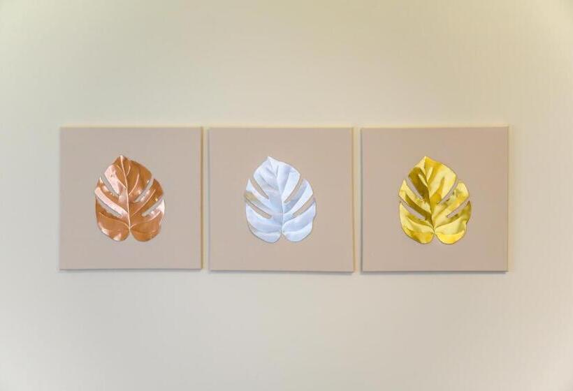 סוויטה נשיאותית, Emerald Suites