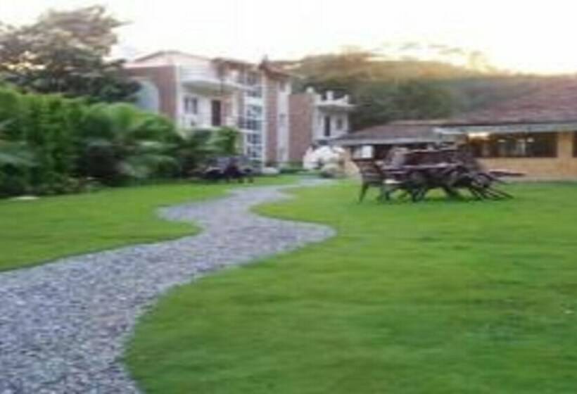 خانه 1 خوابه, Chandra Inn Royal Rose