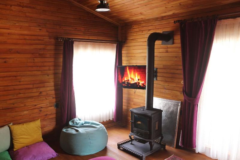 جناح جونيور, Green