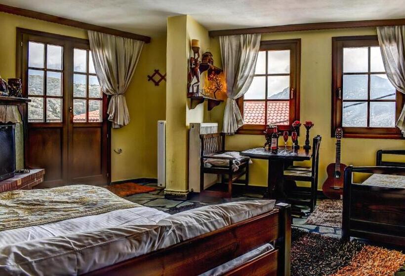 Family Apartment, Dio Studios