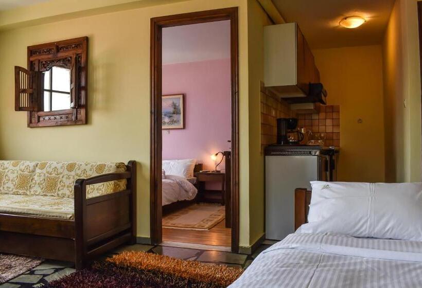 Family Apartment, Dio Studios